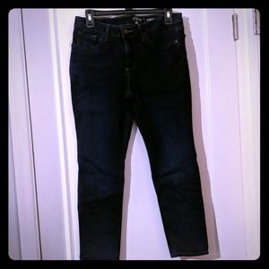 Like new Lee Rider 10p midrise skinny jeans